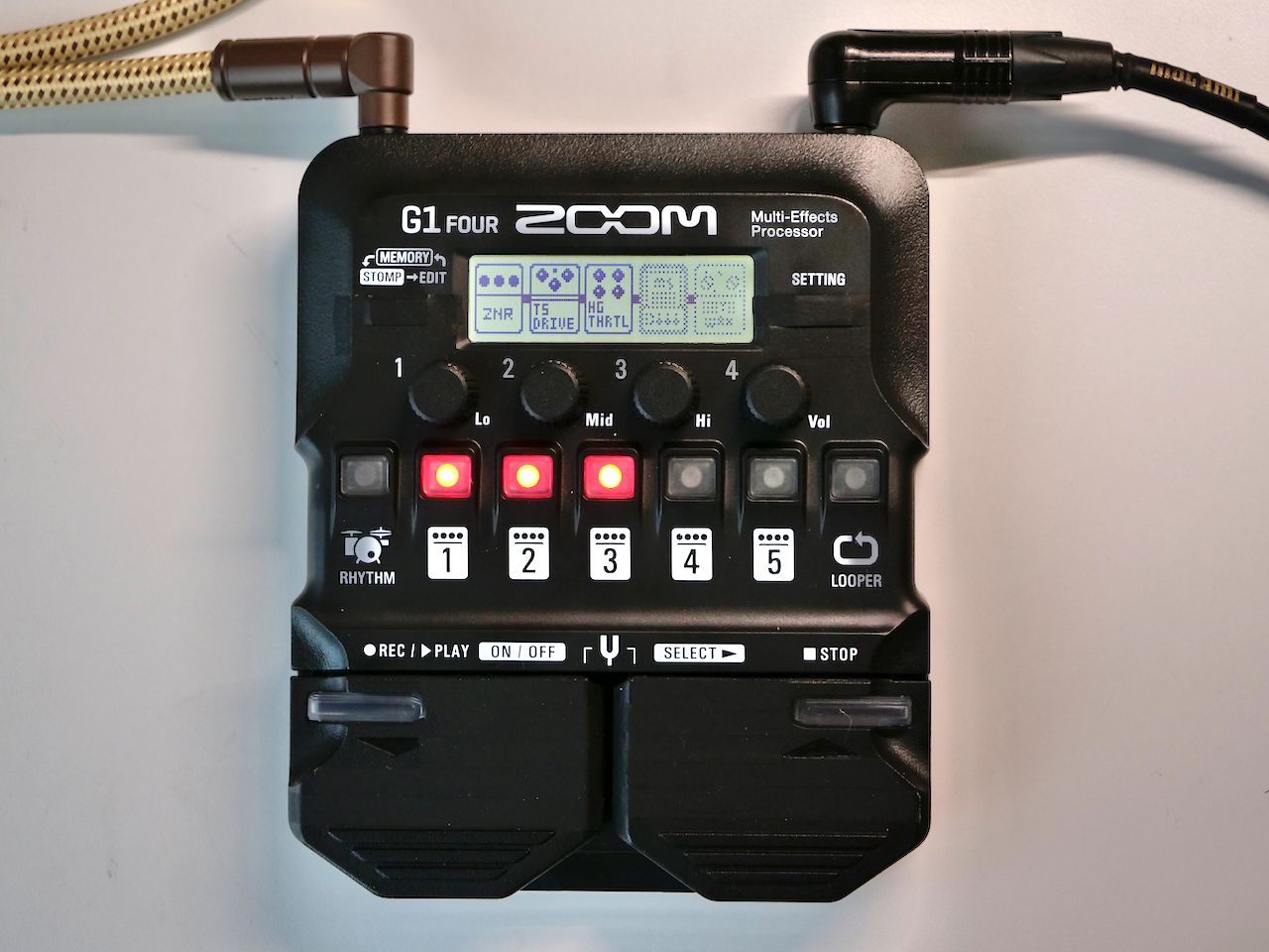 ZOOM G1 FOUR 电吉他效果器使用报告